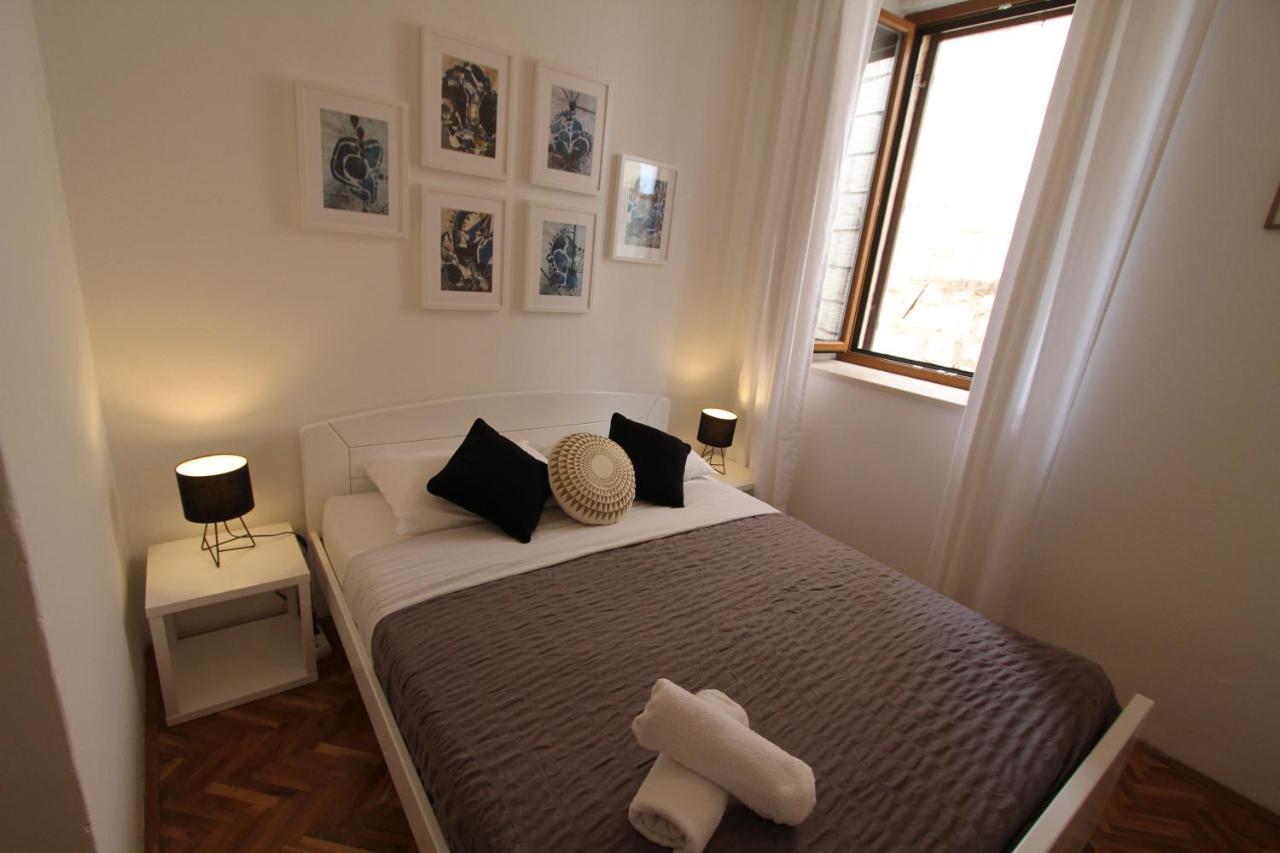 Palace De Lupis-guest House Guest house Hvar Town