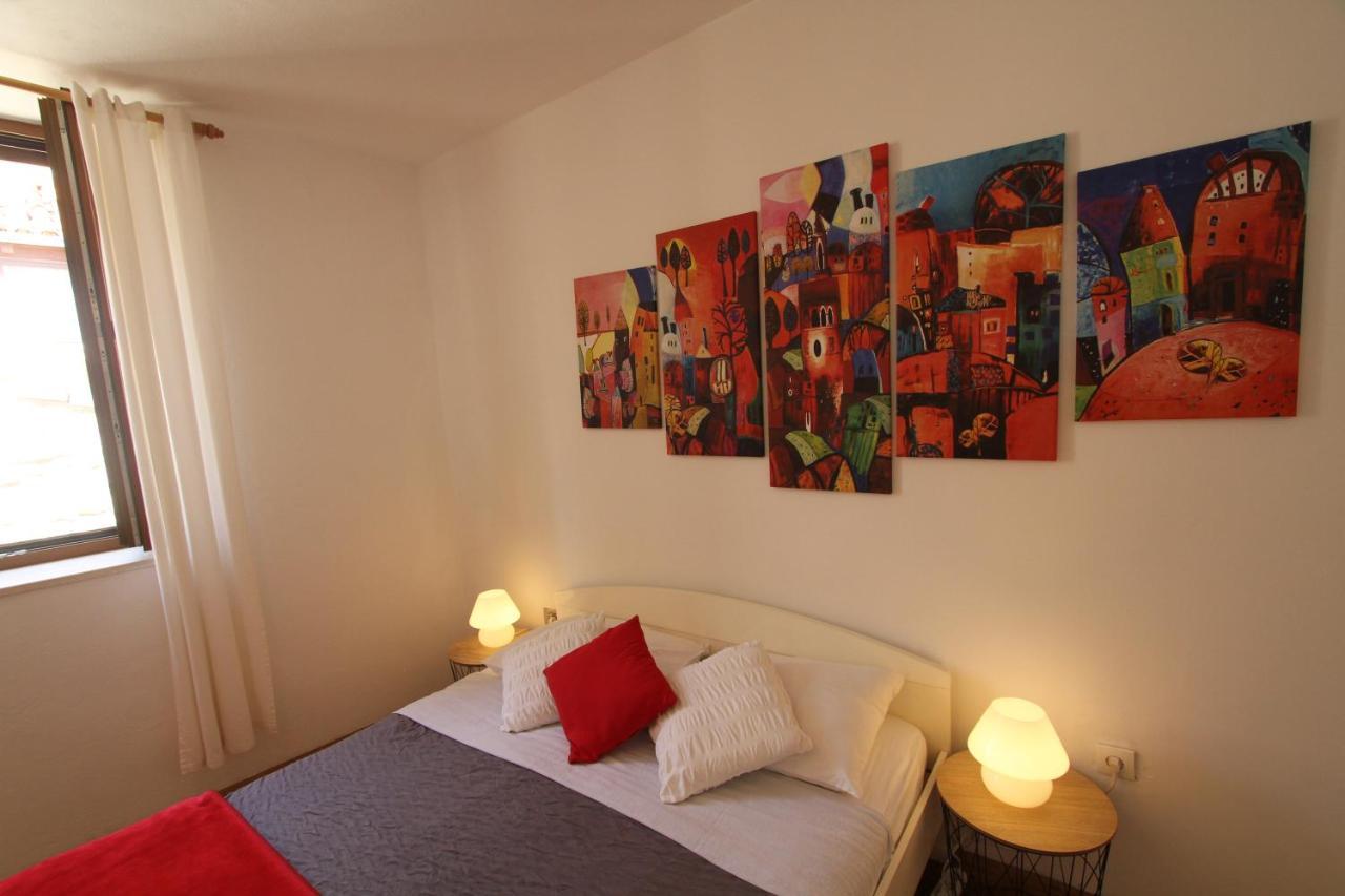 Palace De Lupis-guest House Hvar Town